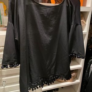 Black short sleeve classic top w Pom Pom detail
